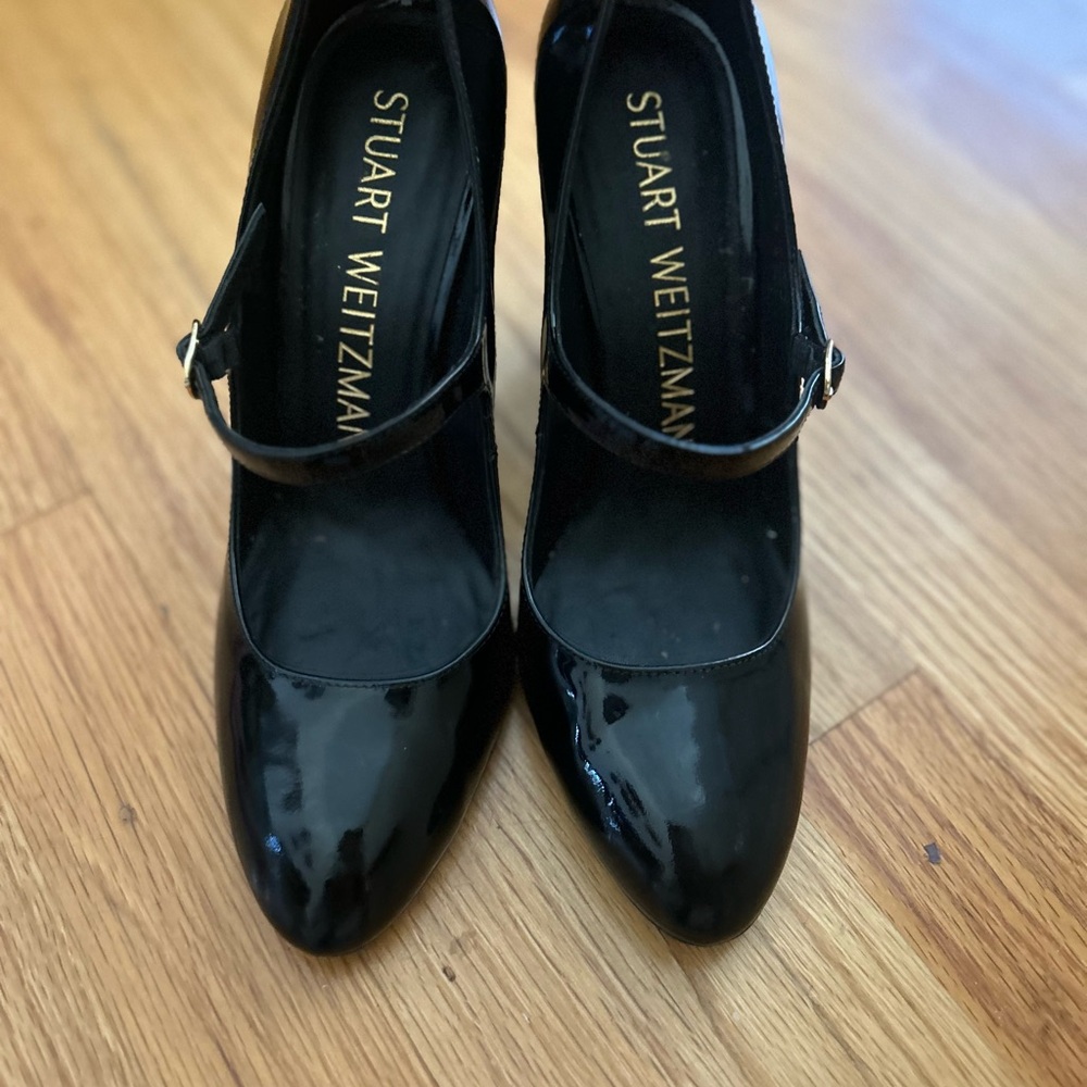 Stuart Weitzman Mary Janes size 7.5 - great condition